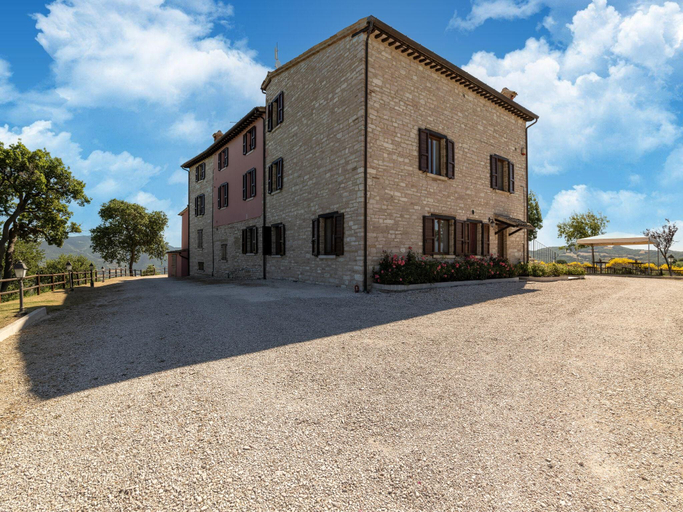 Exterior & Views 1, Country House in Marche with Pool Views, Pesaro E Urbino