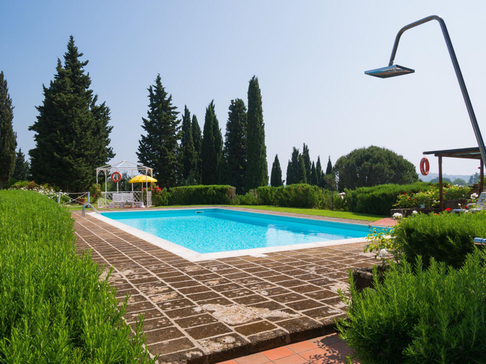Sport & Beauty, Apartment in Tuscany with Pool and Garden, Florence