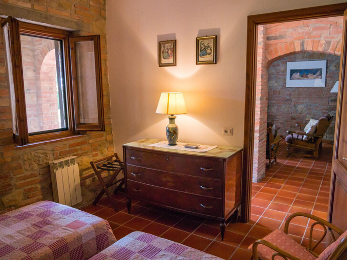 Bedroom 3, Apartment in Tuscany with Pool Garden, Florence