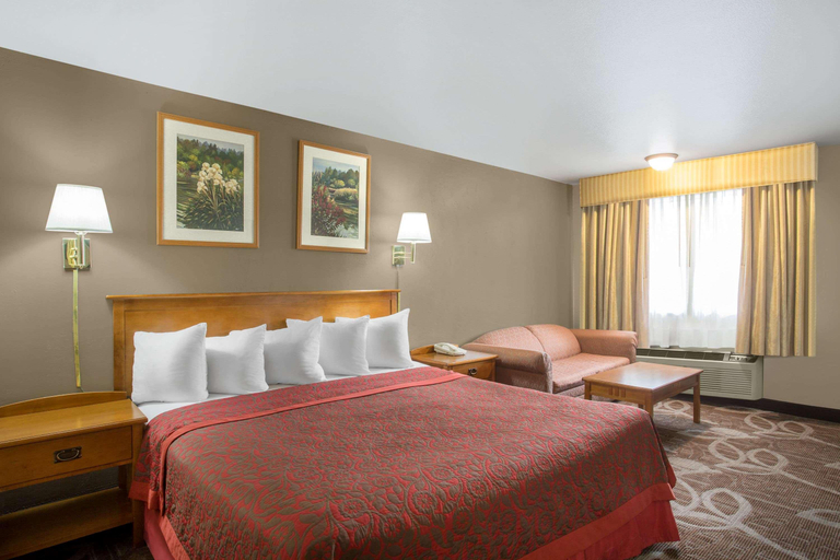 Bathroom 4, Royal Inn Provo, Utah