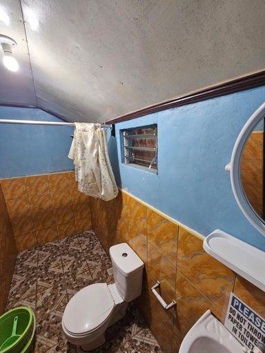 Bathroom 5, Bohol Sea Breeze Cottages and Resort, Panglao
