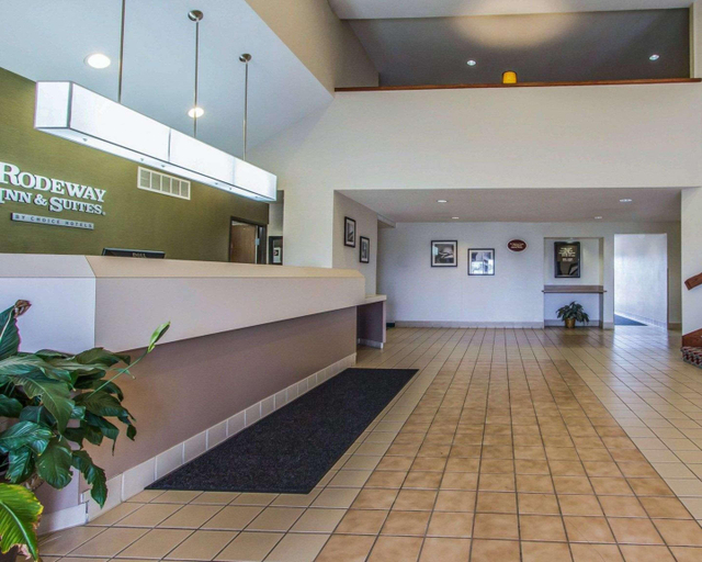 Public Area 2, Rodeway Inn, Dodge