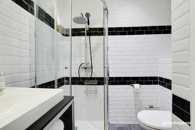 Bathroom 3, Charming studio - 3 rooms - Le Marais, Paris