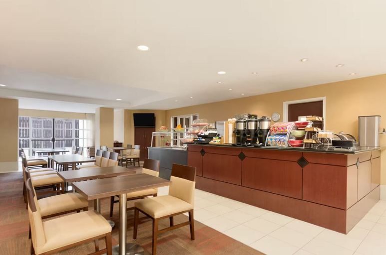 Food & Drinks 5, Hawthorn Extended Stay by Wyndham College S. South, Brazos