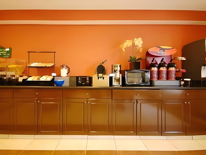 Food & Drinks 5, Spark by Hilton Winston-Salem University, Forsyth