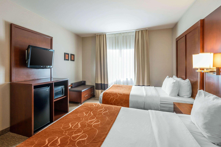 Bedroom 4, Comfort Suites Yakima, Yakima