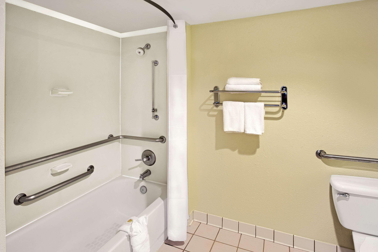 Bathroom 4, Days Inn by Wyndham Silver Spring, Montgomery