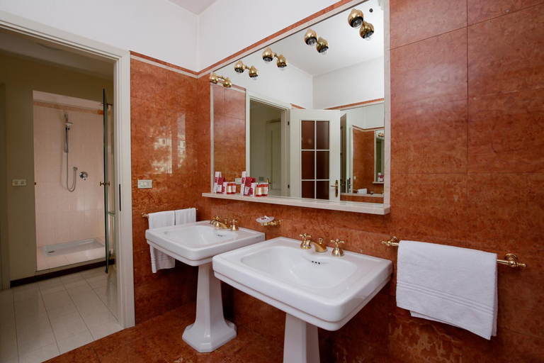 Bathroom 6