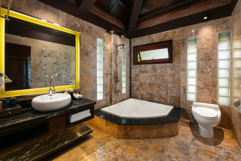 Bathroom 5, Asean Resort - Shiki Onsen & Spa, Thạch Thất