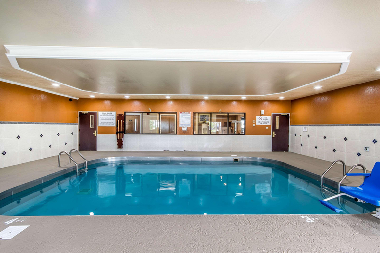 Sport & Beauty 5, Quality Inn & Suites Evansville, Vanderburgh