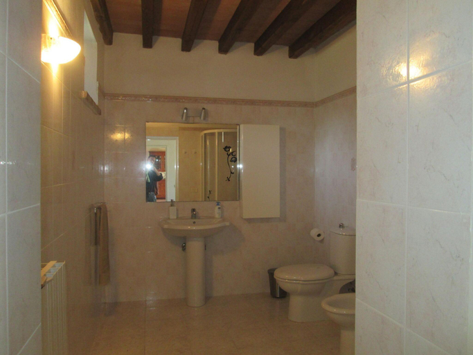 Bathroom 3, Villa in Tuscany with Pool  Olive Groves, Pisa