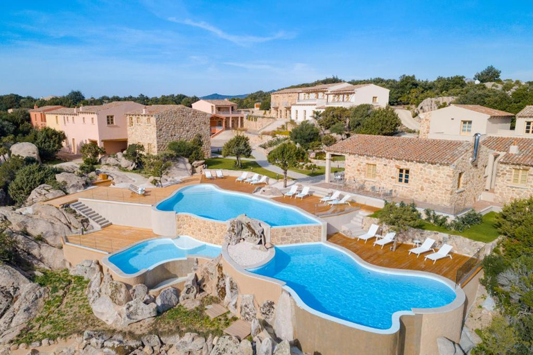 Exterior & Views 2, Hotel Borgo Smeraldo, Olbia-Tempio