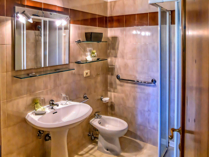 Bathroom 4, Romantic House in Tuscany With Pool Views, Florence