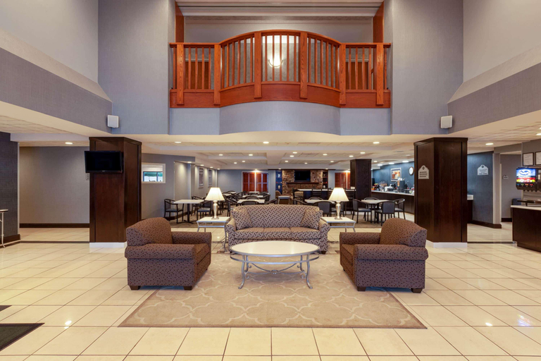 Public Area 2, Wingate by Wyndham Erie, Erie