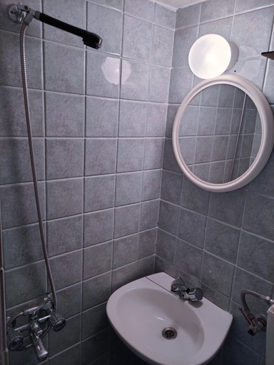 Bathroom 2, Cleopatra's House Apartments, South Aegean