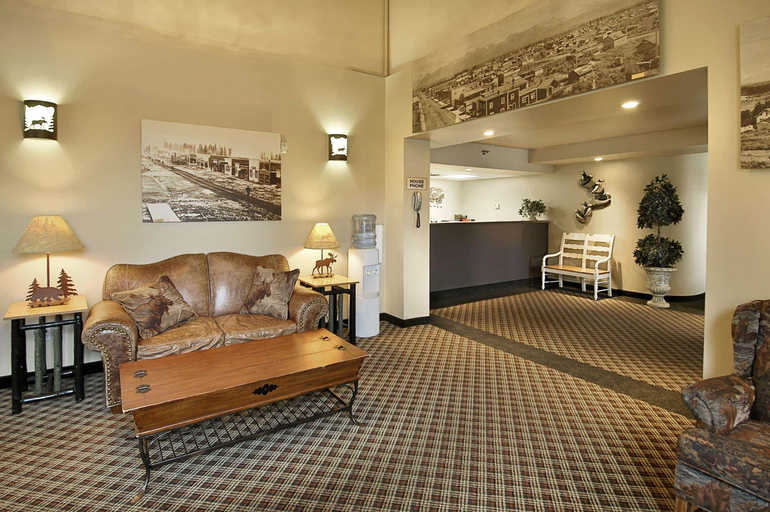 Public Area 2, Ramada by Wyndham Anchorage, Anchorage