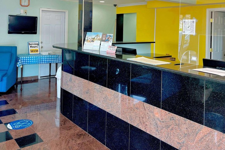 Public Area 2, Days Inn by Wyndham Ashland, Hanover