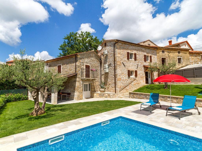 Others 2, Villa Zoro Comfortable holiday residence, Karojba