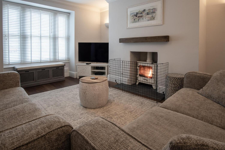 Others 5, Noe Acre - 3 Bedroom Cottage - Tenby, Pembrokeshire