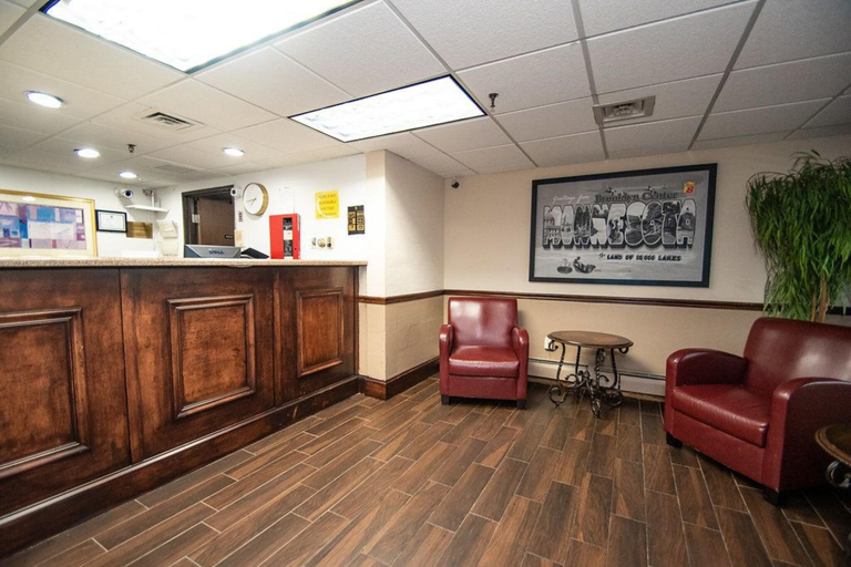 Public Area 3, Super 8 by Wyndham Brooklyn Center/MPLS, Hennepin