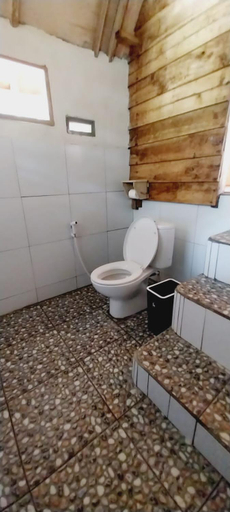 Bathroom 3, Girang Rinjani Bungalows, Lombok