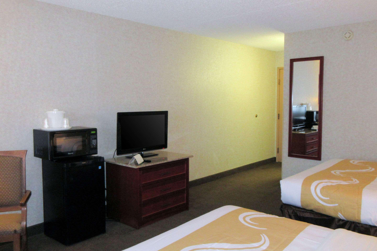 Bedroom 3, Quality inn & suites albuquerque univ. area, Bernalillo
