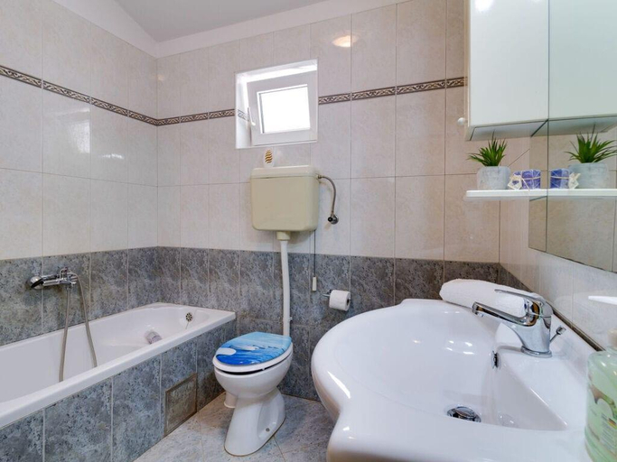 Bathroom 3, Lovely Villa Piljan, Svetvinčenat