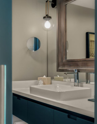 Bathroom 5, Newport Harbor Island Resort, Newport