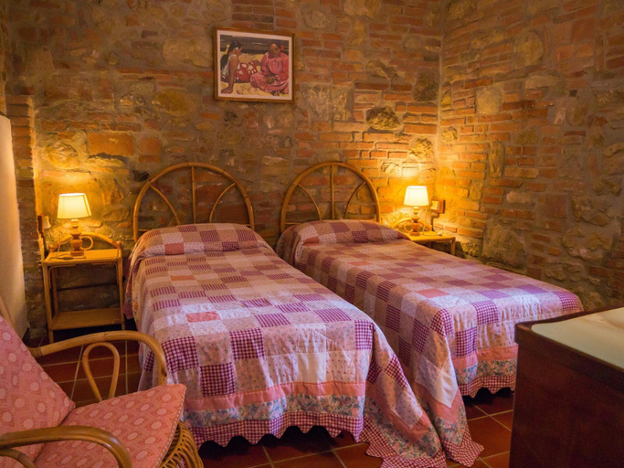 Bedroom 3, Apartment in Tuscany with Pool Garden, Florence