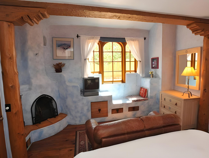Bedroom 17