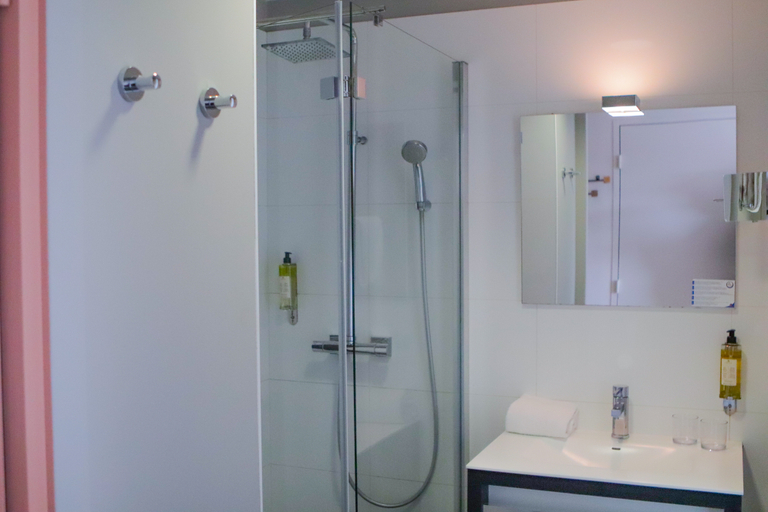 Bathroom, Padja Hotel & Spa, Vannes, Morbihan