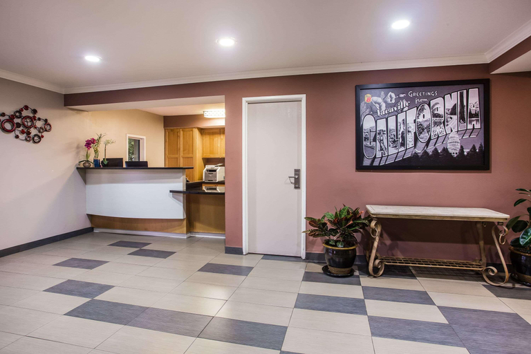 Public Area 3, Super 8 by Wyndham Vacaville, Solano