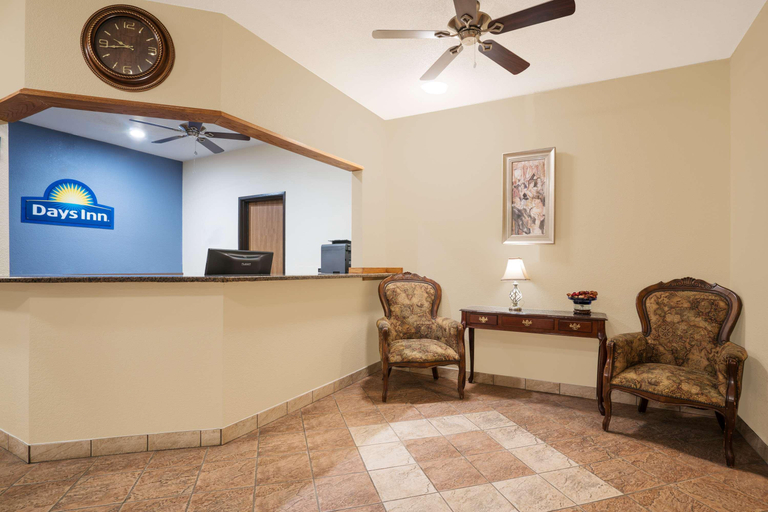 Public Area 2, Days Inn by Wyndham Mankato, Nicollet