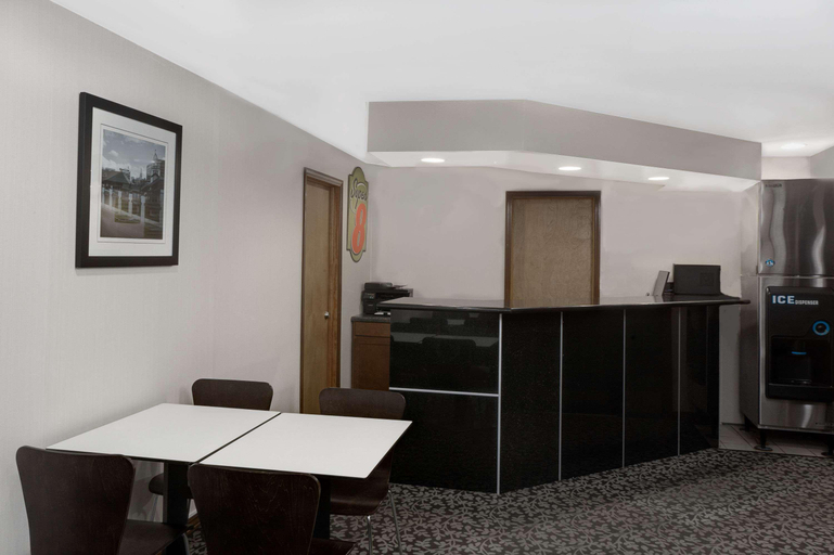 Public Area 2, Super 8 by Wyndham Lafayette, Tippecanoe