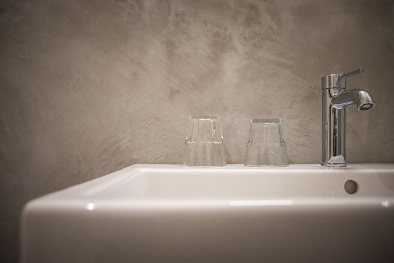 Bathroom 11
