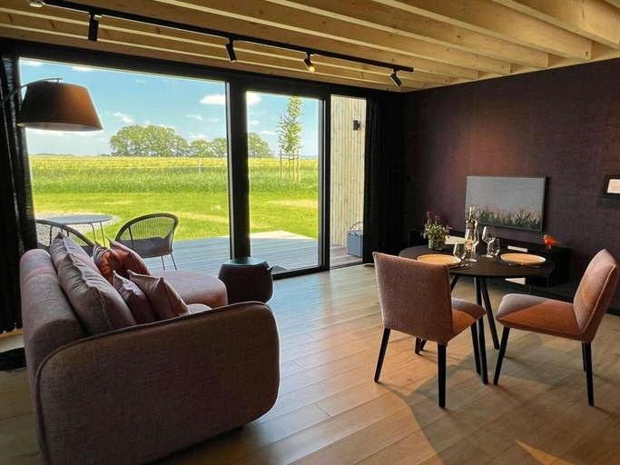 Others 4, Romantic Stay with Views, Luxembourg
