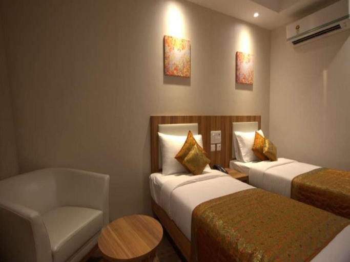 Bedroom 3, Hotel Le Roi Raipur, Raipur