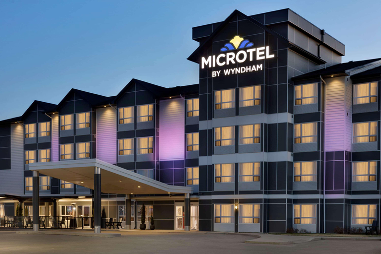 Exterior & Views 2, Microtel Inn & Suites by Wyndham Estevan, Division No. 1