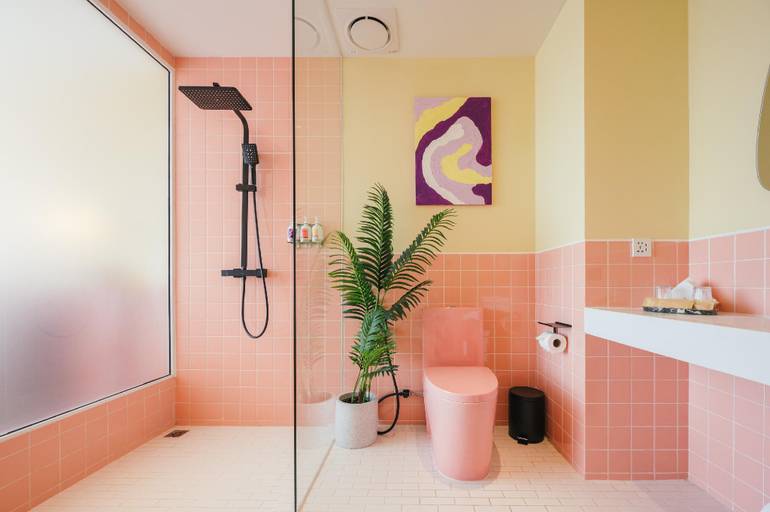 Bathroom 15