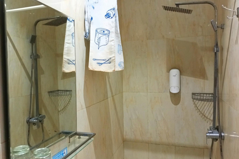 Bathroom 4