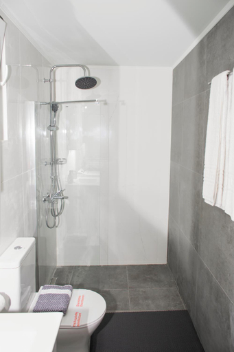 4, Kolymvari Hills, Crete