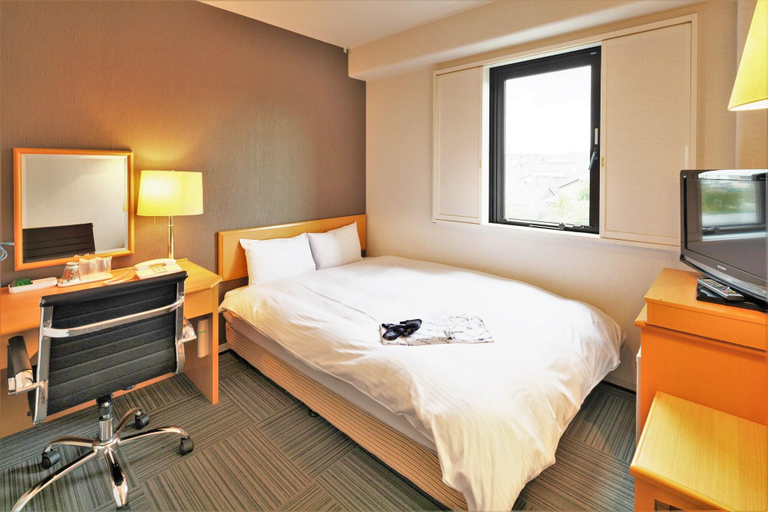 Bedroom 4, Central Hotel Imari, Imari