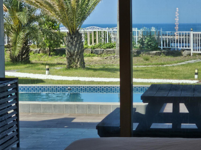 Swimming Pool 8
