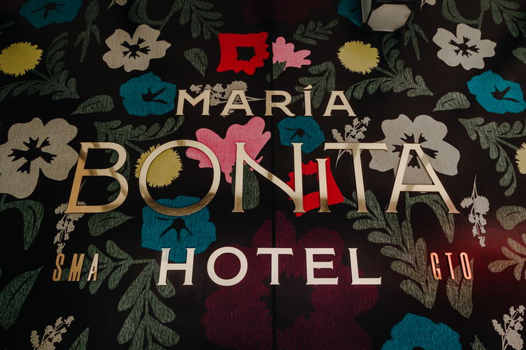 Others, Hotel Maria Bonita, Allende