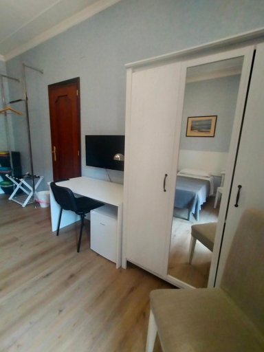 Others 3, Sicule B&B, Catania