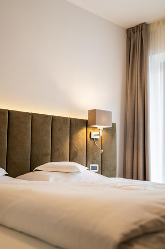 Bedroom 3, Hotel Brunnhofer, Bolzano