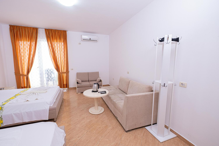 Bedroom 2, Sun Shine Hotel, Durrësit