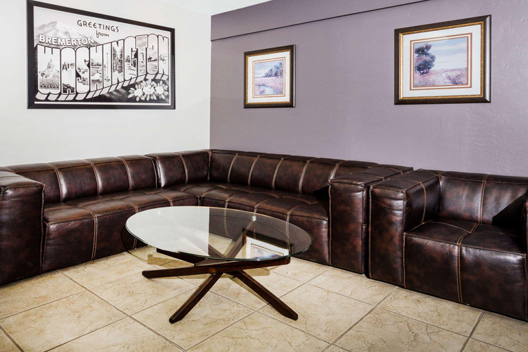 Public Area 2, Super 8 by Wyndham Bremerton, Kitsap
