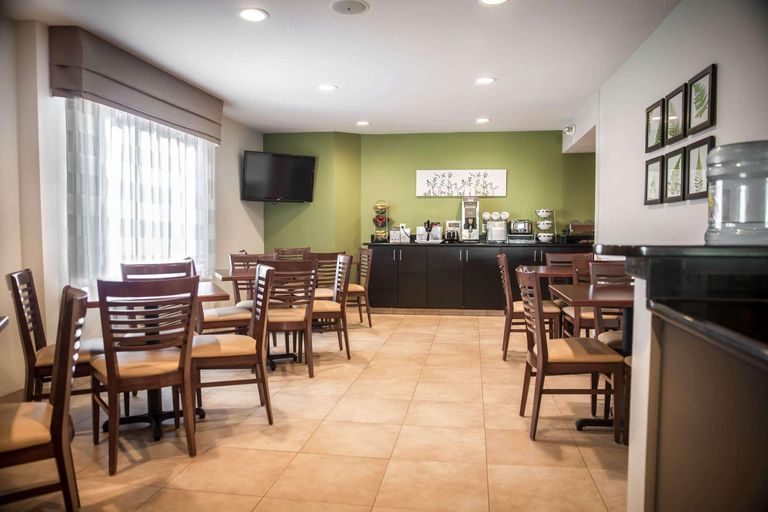 Food & Drinks 5, Sleep Inn Woodbridge - Potomac Mills, Prince William