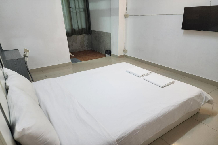Bedroom 15